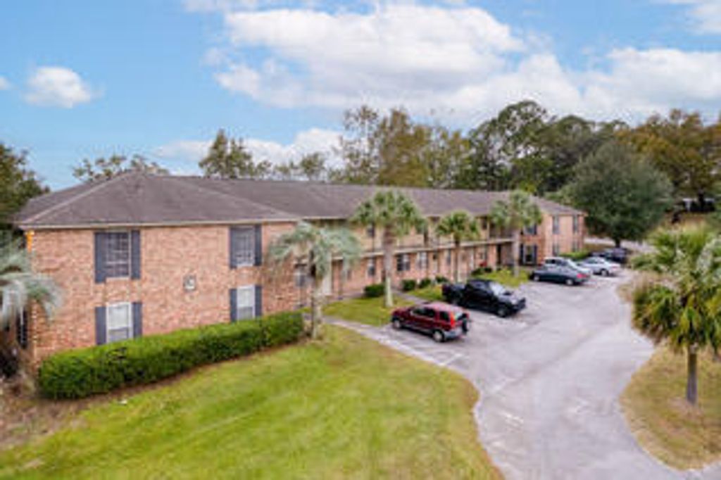 6240 Old Point Road Apt C7, Hanahan, SC 29410