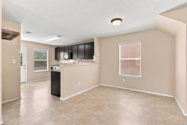 25002 Remington Oaks, San Antonio, TX 78261