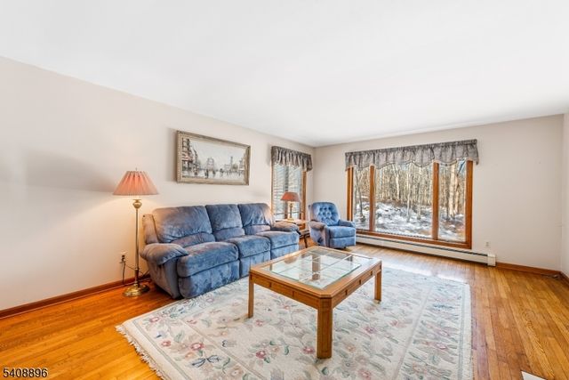 30 Mackerley Rd, Green Twp., NJ 07860