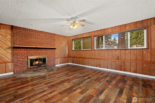 33524 33rd Place SW, Federal Way, WA 98023