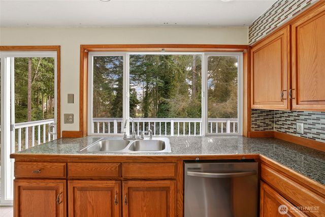 33524 33rd Place SW, Federal Way, WA 98023