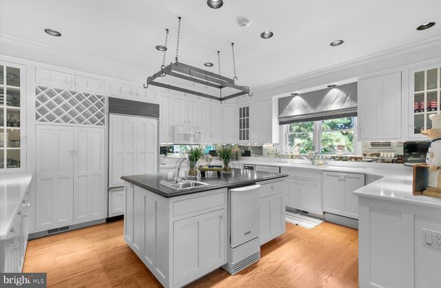 19 PALMER AVE, Rehoboth Beach, DE 19971