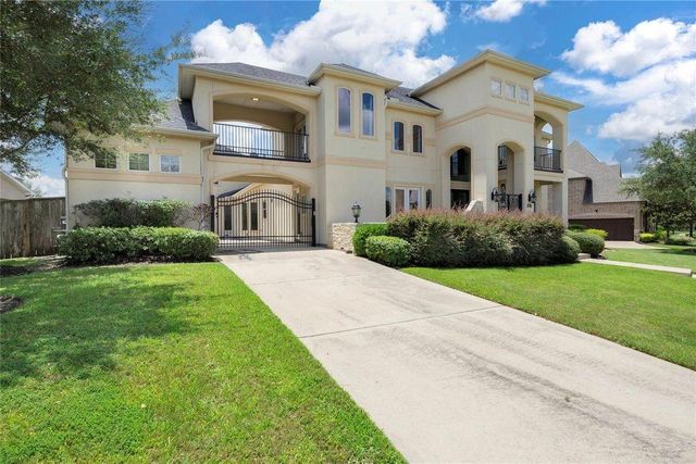 25207 Springwood Lake Drive, Katy, TX 77494