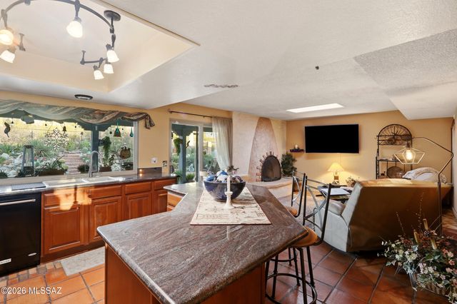 3770 N Gunnison Drive, Tucson, AZ 85749