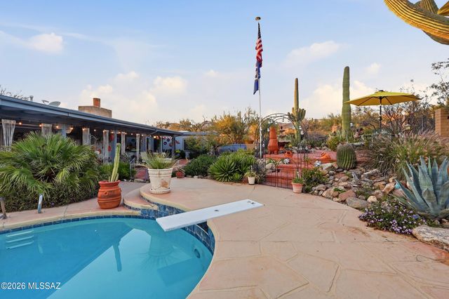 3770 N Gunnison Drive, Tucson, AZ 85749