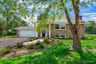 27W075 Fleming Drive, Winfield, IL 60190