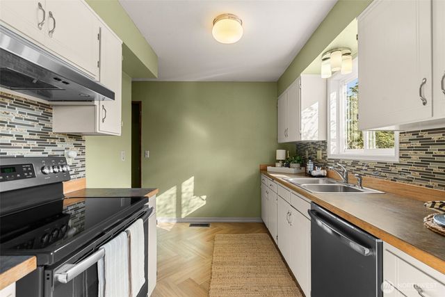 2908 Alvista Place, Wenatchee, WA 98801