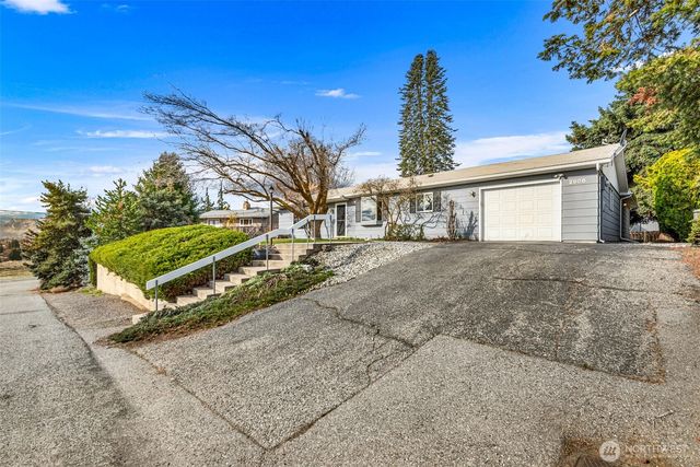 2908 Alvista Place, Wenatchee, WA 98801