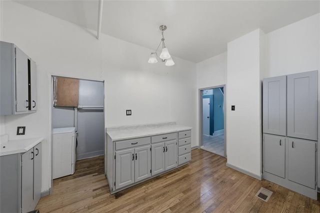 3510 Thompson Avenue, Kansas City, MO 64124