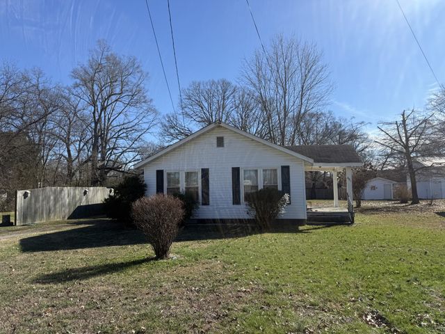 604 E Warren St, Tullahoma, TN 37388