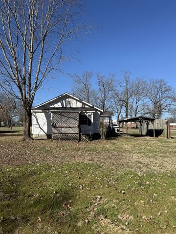 604 E Warren St, Tullahoma, TN 37388