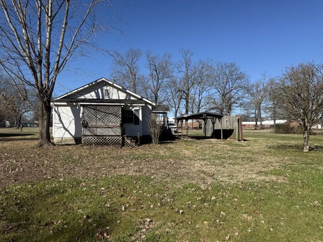 604 E Warren St, Tullahoma, TN 37388