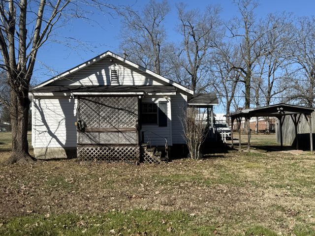 604 E Warren St, Tullahoma, TN 37388