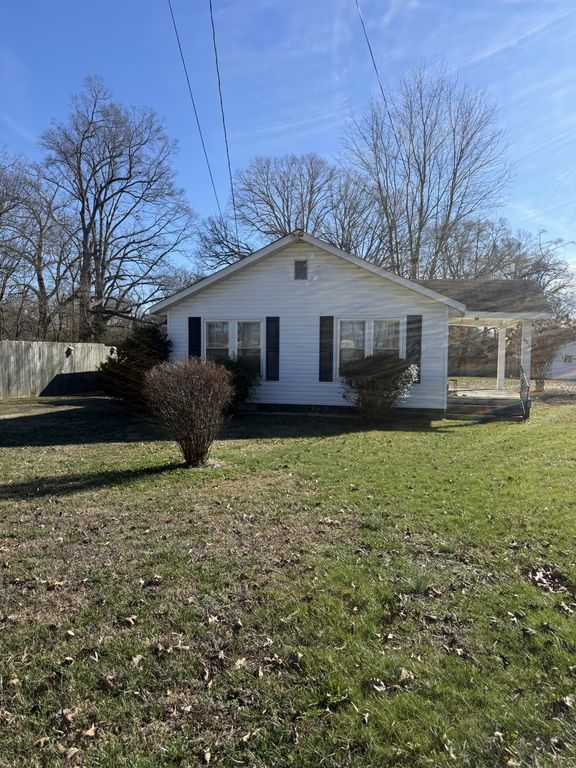 604 E Warren St, Tullahoma, TN 37388