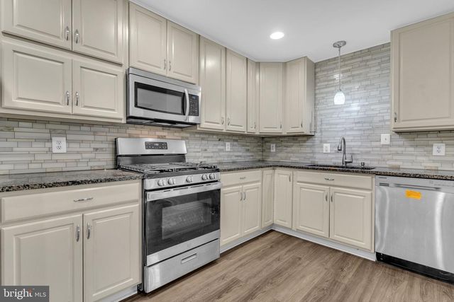 29823 HILLVIEW DR, Mechanicsville, MD 20659
