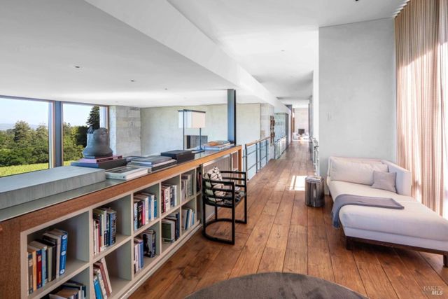 7596 Sonoma Mountain Rd, Glen Ellen, CA 95442