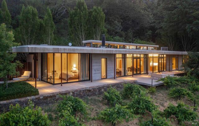 7596 Sonoma Mountain Rd, Glen Ellen, CA 95442