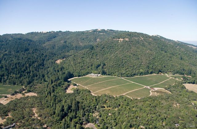 7596 Sonoma Mountain Rd, Glen Ellen, CA 95442