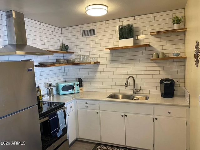 4514 N 14TH Place, Phoenix, AZ 85014