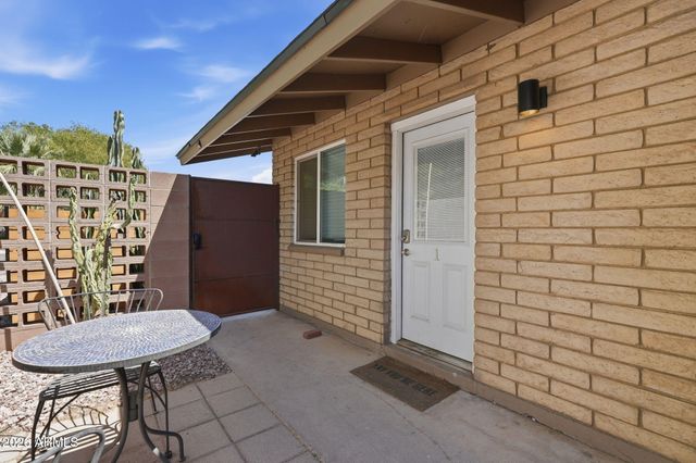 4514 N 14TH Place, Phoenix, AZ 85014