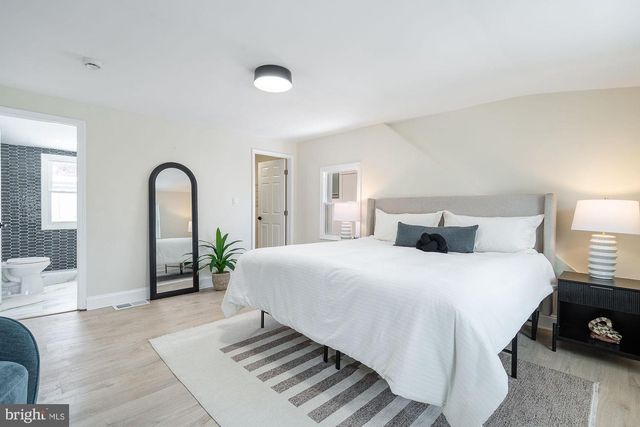 1404 N POWHATAN ST, Arlington, VA 22205