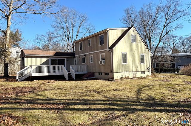 658 Winnepoge Drive, Fairfield, CT 06825