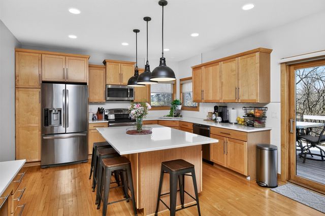 904 NW Boulder Point Place, Ankeny, IA 50023