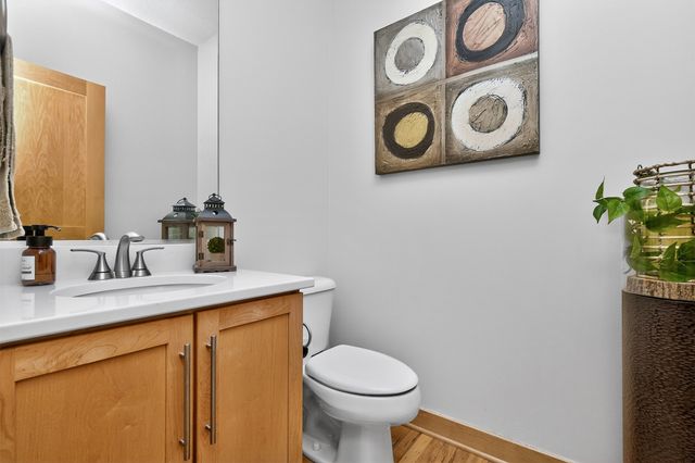 904 NW Boulder Point Place, Ankeny, IA 50023