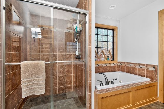 904 NW Boulder Point Place, Ankeny, IA 50023
