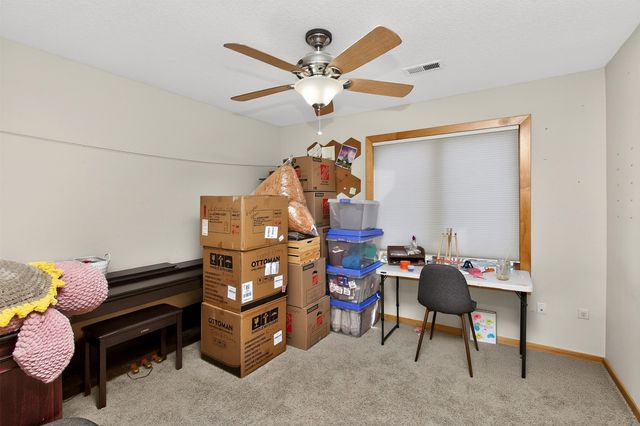 904 NW Boulder Point Place, Ankeny, IA 50023