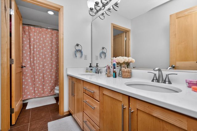 904 NW Boulder Point Place, Ankeny, IA 50023