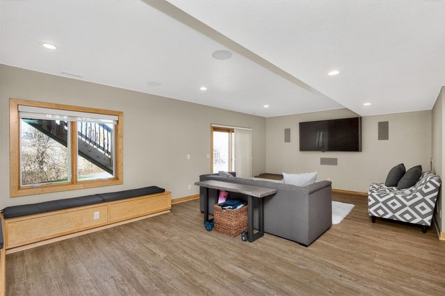 904 NW Boulder Point Place, Ankeny, IA 50023
