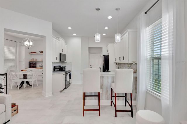 4892 BEACH BOULEVARD, Orlando, FL 32803