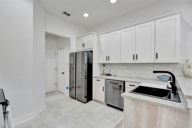 4892 BEACH BOULEVARD, Orlando, FL 32803