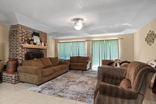 206 Carr Drive, Mt Pleasant, TX 75455