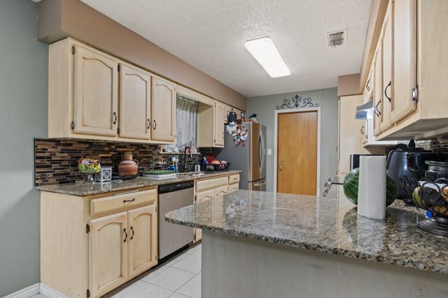 206 Carr Drive, Mt Pleasant, TX 75455