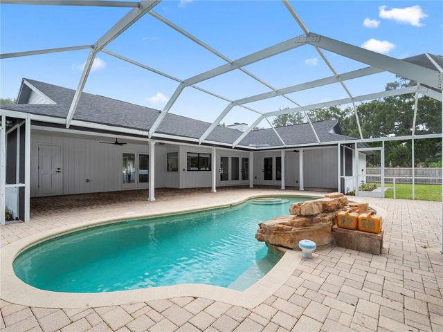15901 DOVER CLIFFE DRIVE, Lutz, FL 33548