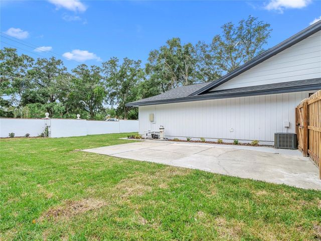15901 DOVER CLIFFE DRIVE, Lutz, FL 33548
