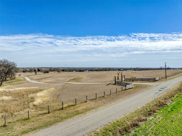3182 Lovers Leap Lane, Gunter, TX 75058