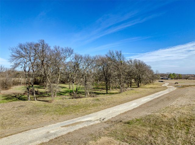 3182 Lovers Leap Lane, Gunter, TX 75058