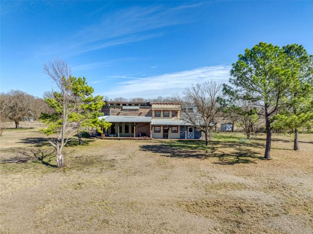 3182 Lovers Leap Lane, Gunter, TX 75058