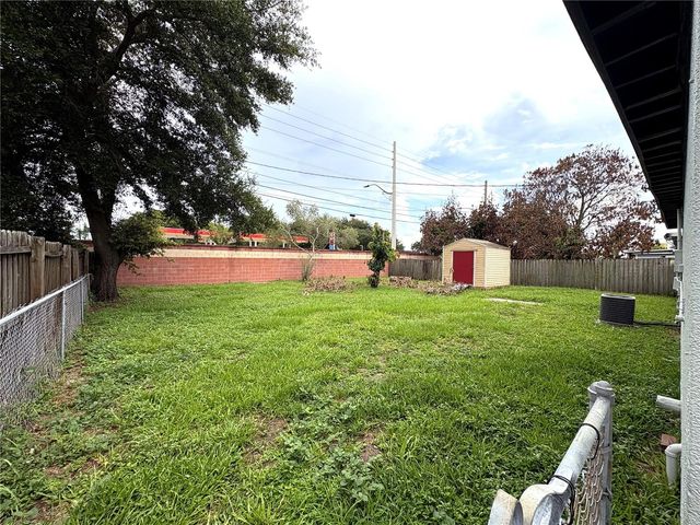 821 S SOLANDRA DRIVE, Orlando, FL 32807