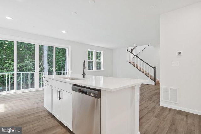 104 CATALPA DR, North East, MD 21901