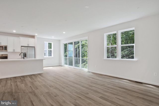 104 CATALPA DR, North East, MD 21901