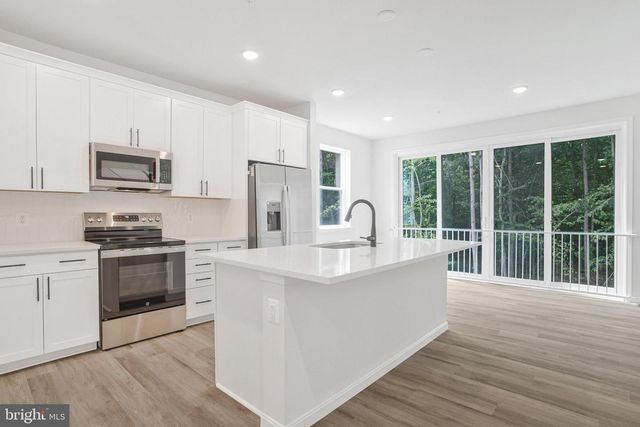 104 CATALPA DR, North East, MD 21901