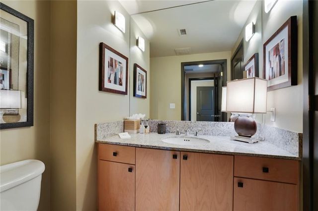 3338 Peachtree Road NE 2405, Atlanta, GA 30326