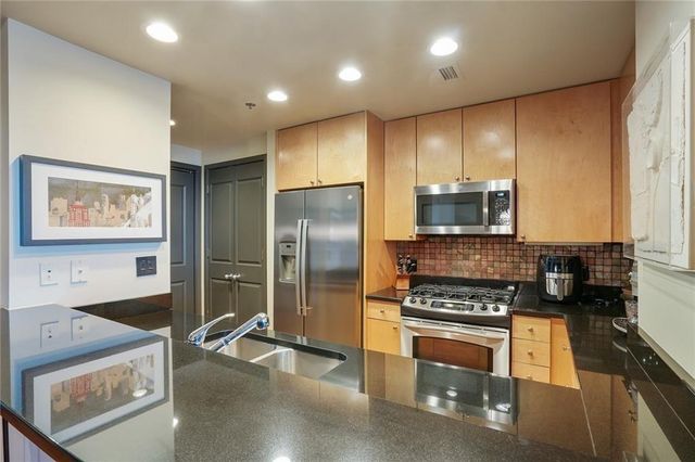 3338 Peachtree Road NE 2405, Atlanta, GA 30326