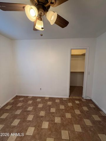 13200 W DESERT Lane, Surprise, AZ 85374