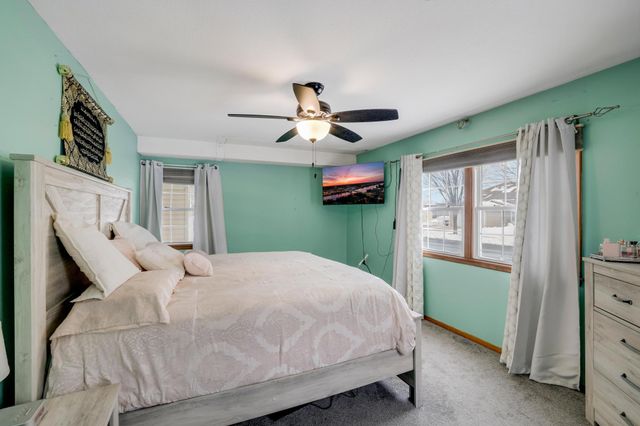 4721 W 124th Street, Savage, MN 55378