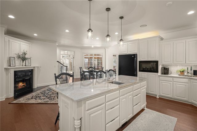 6073 S Pack Lane, Rogers, AR 72758